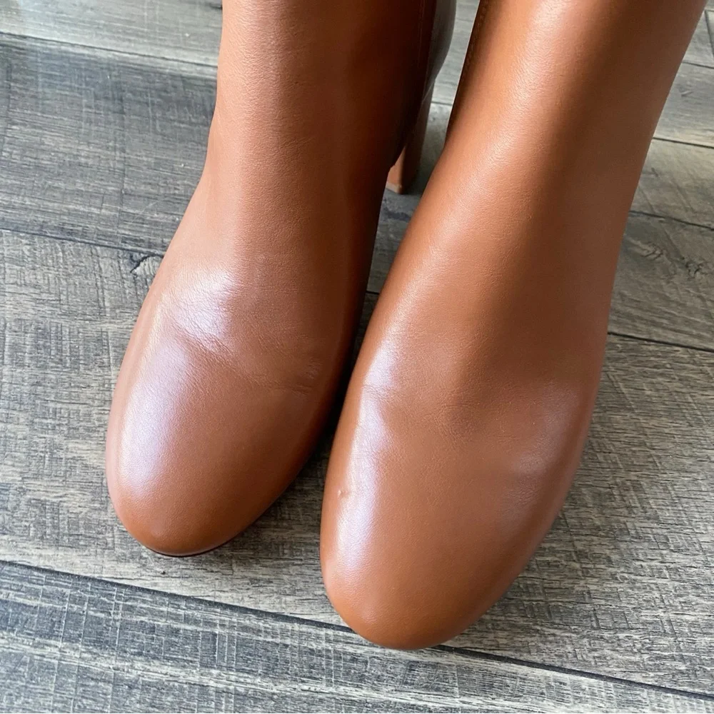 NWT Tory Burch Brooke Tan Camel Ankle Booties Leather Classic Fall Size 11